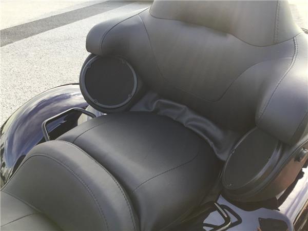 2025 HARLEY-DAVIDSON TRI GLIDE ULTRA 