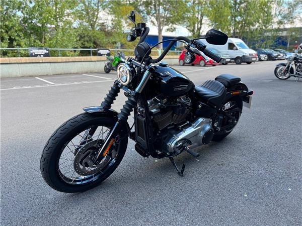2025 HARLEY-DAVIDSON STREET BOB