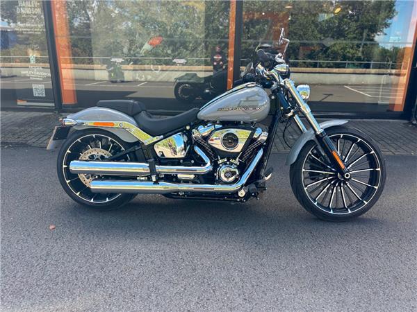 2025 HARLEY-DAVIDSON BREAKOUT