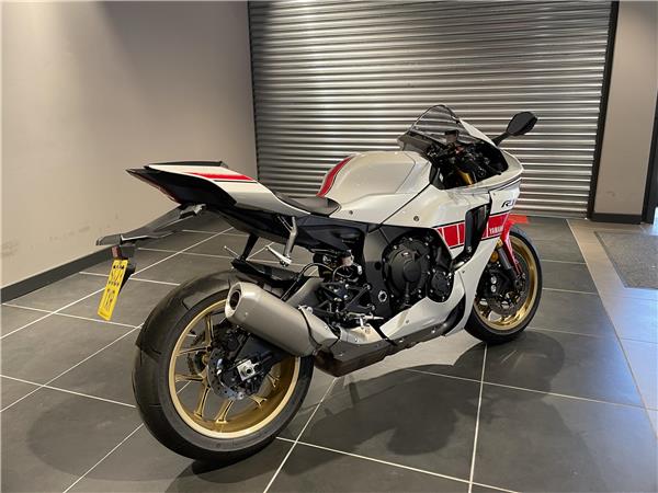 2022 Yamaha R1 60th Anniversary 