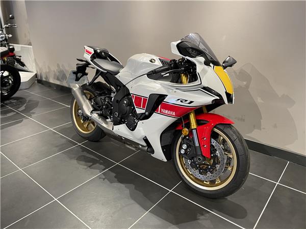 2022 Yamaha R1 60th Anniversary 
