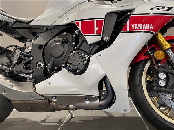 2022 Yamaha R1 60th Anniversary 
