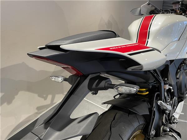 2022 Yamaha R1 60th Anniversary 