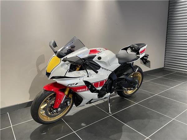 2022 Yamaha R1 60th Anniversary 