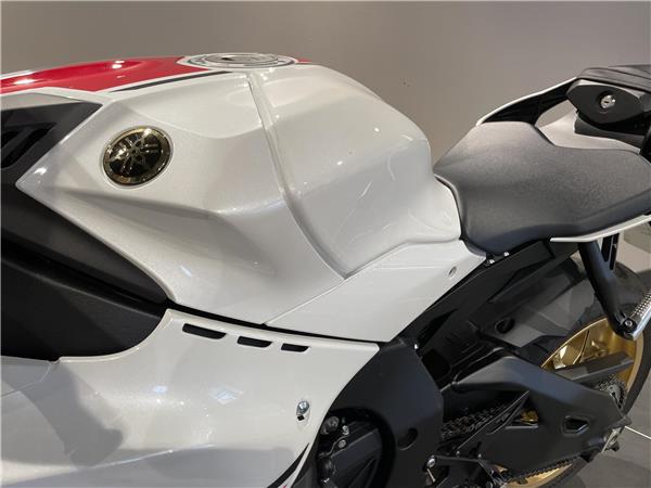 2022 Yamaha R1 60th Anniversary 