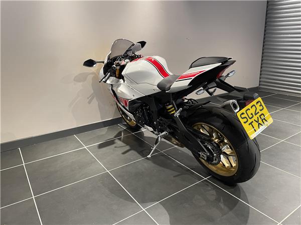 2022 Yamaha R1 60th Anniversary 