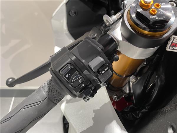 2022 Yamaha R1 60th Anniversary 