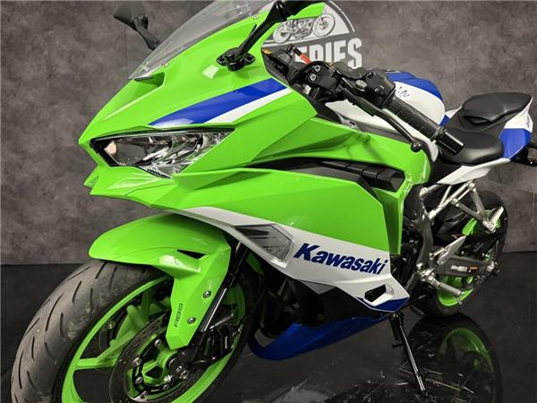 2025 Kawasaki Ninja 400