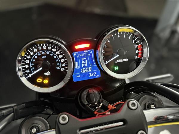 2024 Kawasaki Z900 RS