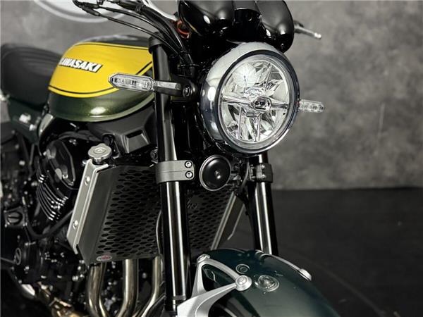2024 Kawasaki Z900 RS