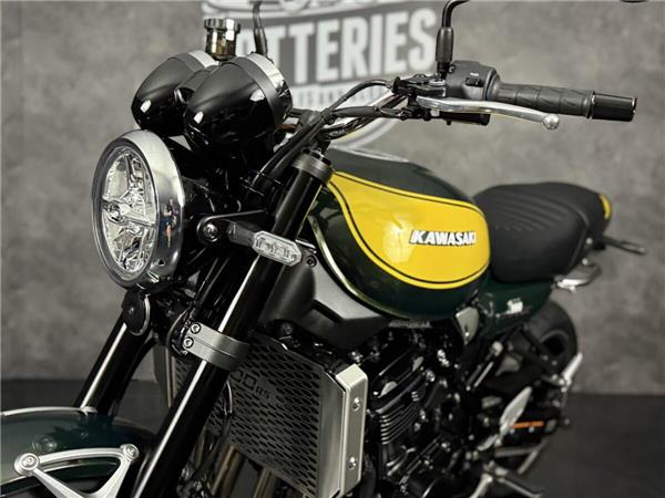 2024 Kawasaki Z900 RS