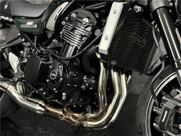 2024 Kawasaki Z900 RS