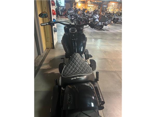 2018 HARLEY-DAVIDSON FAT BOY