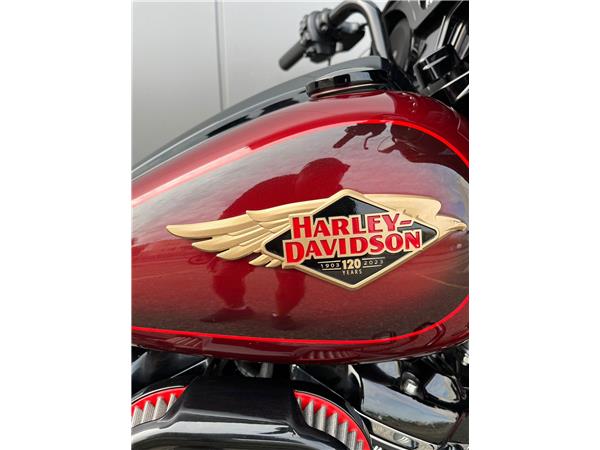 2023 120th Anniversary Street Glide Special