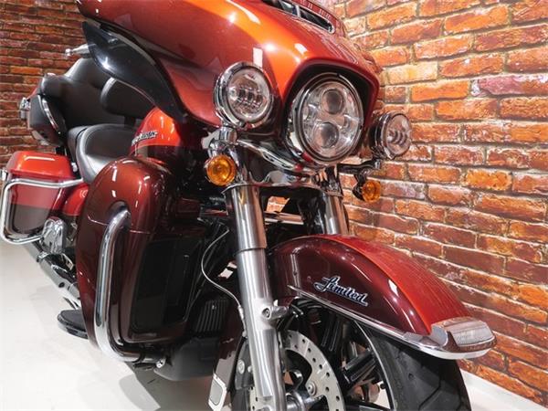 2019 Harley-Davidson FLHTK Electra Limited 114
