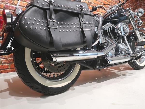 New Harley-Davidson FLSTC Heritage Classic 1690