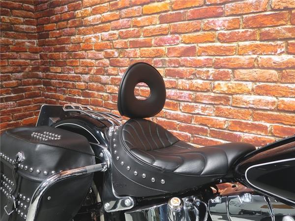 New Harley-Davidson FLSTC Heritage Classic 1690