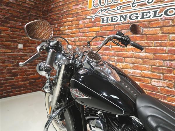 New Harley-Davidson FLSTC Heritage Classic 1690