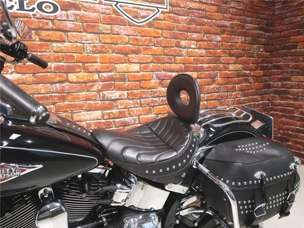 New Harley-Davidson FLSTC Heritage Classic 1690