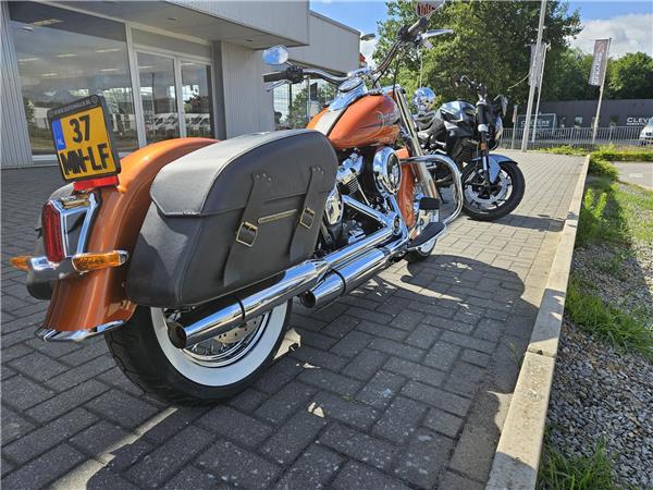 2020 Harley-Davidson FLDE Deluxe