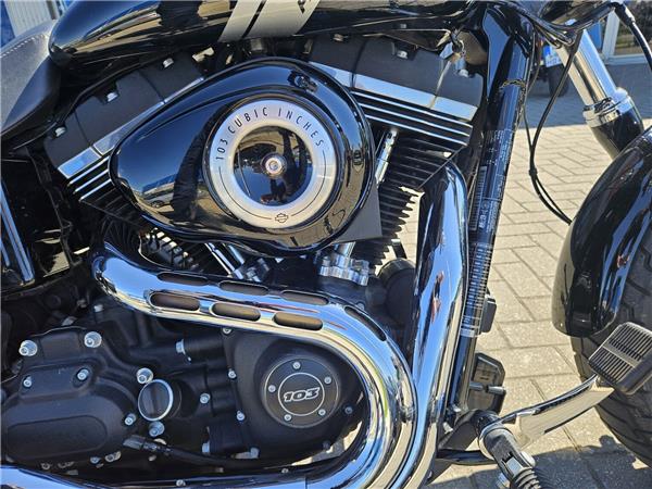 2017 Harley-Davidson FXDF 103