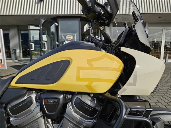2023 Harley-Davidson RA1250S Pan America S