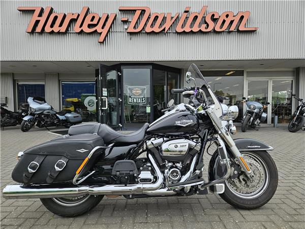2017 Harley-Davidson FLHRC 107