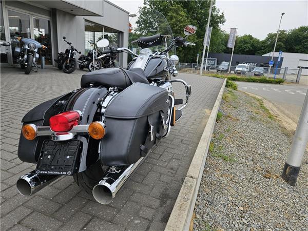 2017 Harley-Davidson FLHRC 107