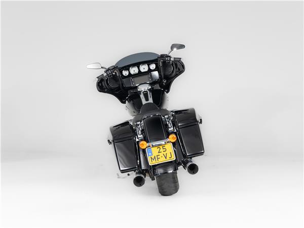 2015 Harley-Davidson FLHXS Street Glide Special Solid