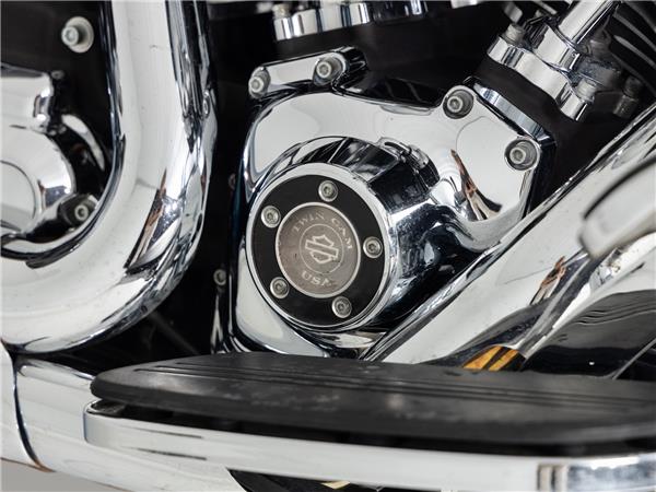 2015 Harley-Davidson FLHXS Street Glide Special Solid
