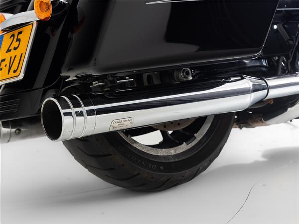 2015 Harley-Davidson FLHXS Street Glide Special Solid