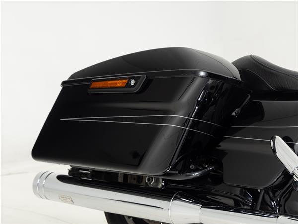 2015 Harley-Davidson FLHXS Street Glide Special Solid