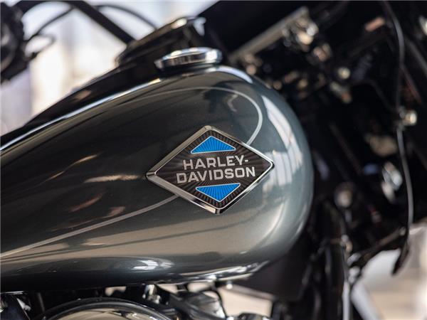 New Harley-Davidson FLHC Heritage Classic Solid Colour