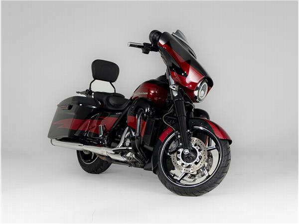 2016 Harley-Davidson CVO Street Glide