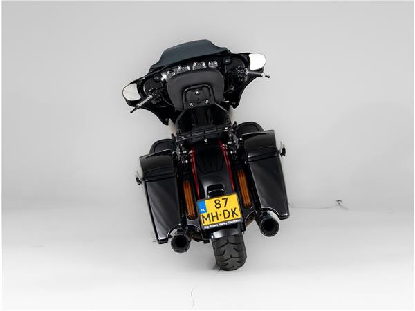 2016 Harley-Davidson CVO Street Glide