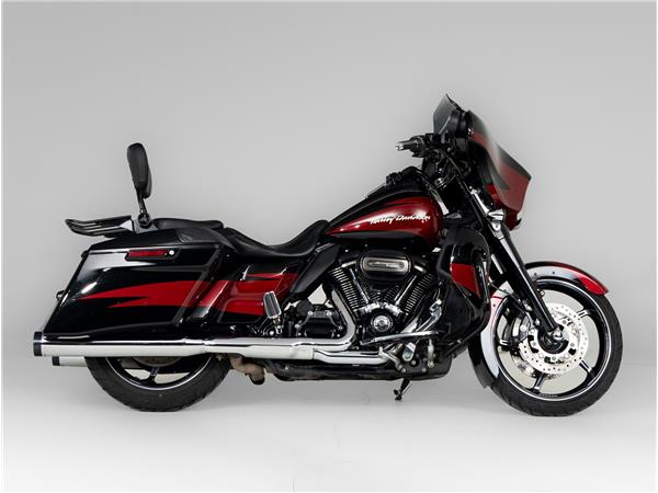 2016 Harley-Davidson CVO Street Glide