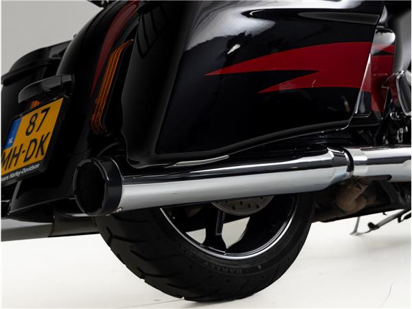 2016 Harley-Davidson CVO Street Glide