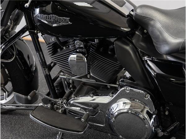 2015 Harley-Davidson FLH Electra Glide