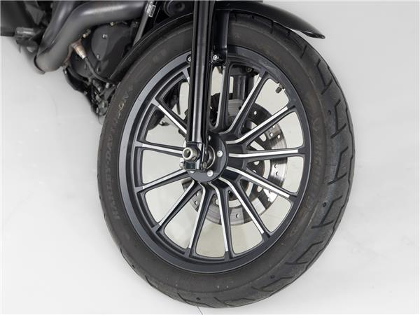 2013 Harley-Davidson 883 Iron