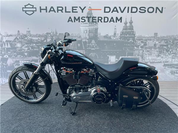 2018 Harley-Davidson FXSB Softail Breakout
