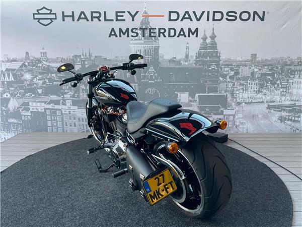 2018 Harley-Davidson FXSB Softail Breakout