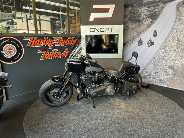 2022 Harley-Davidson FXFB Fat Bob Solid Colour