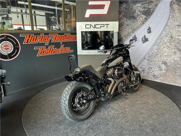 2022 Harley-Davidson FXFB Fat Bob Solid Colour