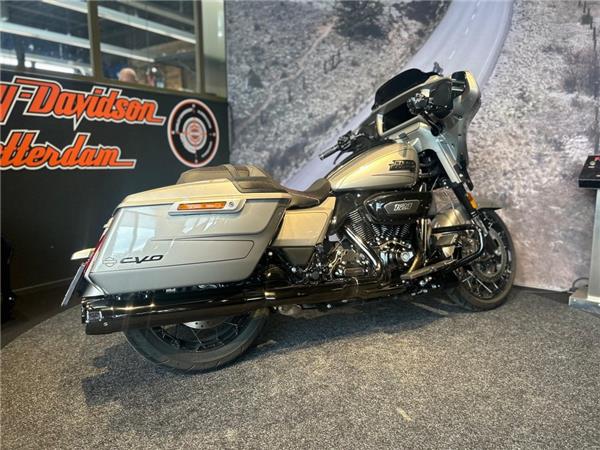 2023 Harley-Davidson FLHXSE CVO STREET GLIDE