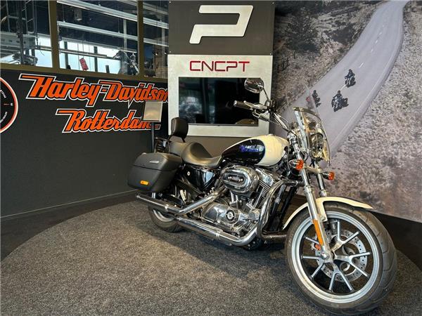 2014 Harley-Davidson XL1200T Sportster Two-Tone