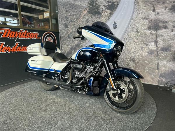 New Harley-Davidson FLHXS STREET GLIDE SPECIAL