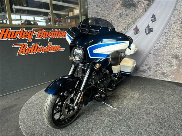 New Harley-Davidson FLHXS STREET GLIDE SPECIAL