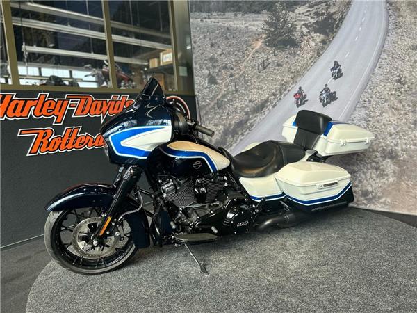New Harley-Davidson FLHXS STREET GLIDE SPECIAL