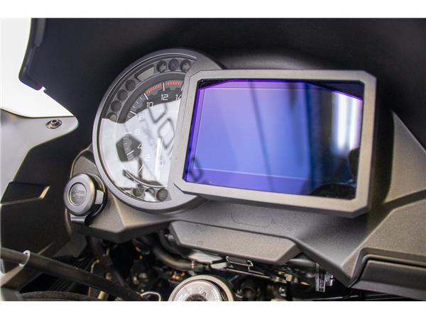 2025 KAWASAKI VERSYS 1100