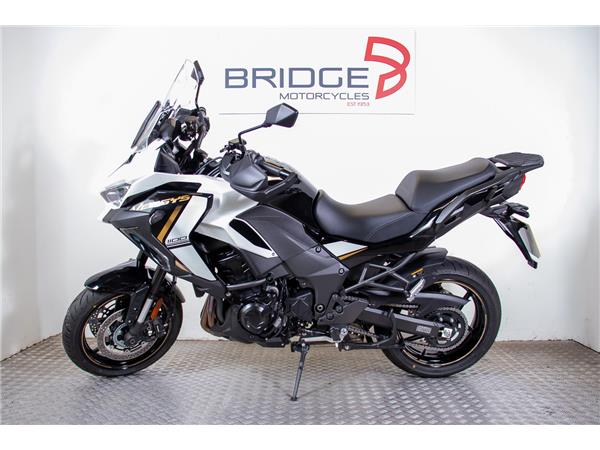 2025 KAWASAKI VERSYS 1100